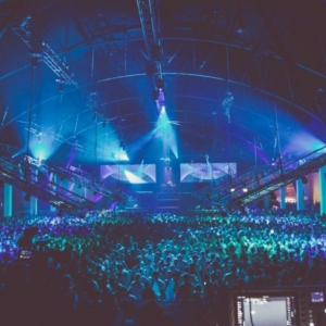Mardi-Gras-dance-party-2-1024×682