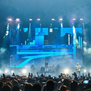 Blink-182-Martin-MAC-Ultras-1