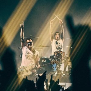 Blink-182-Martin-MAC-Ultras-2