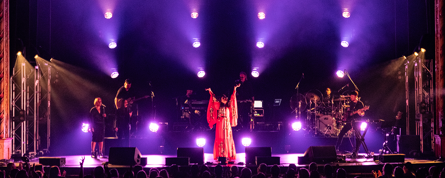 Entertainment lighting on Tina Arena’s Don’t Ask Again Tour