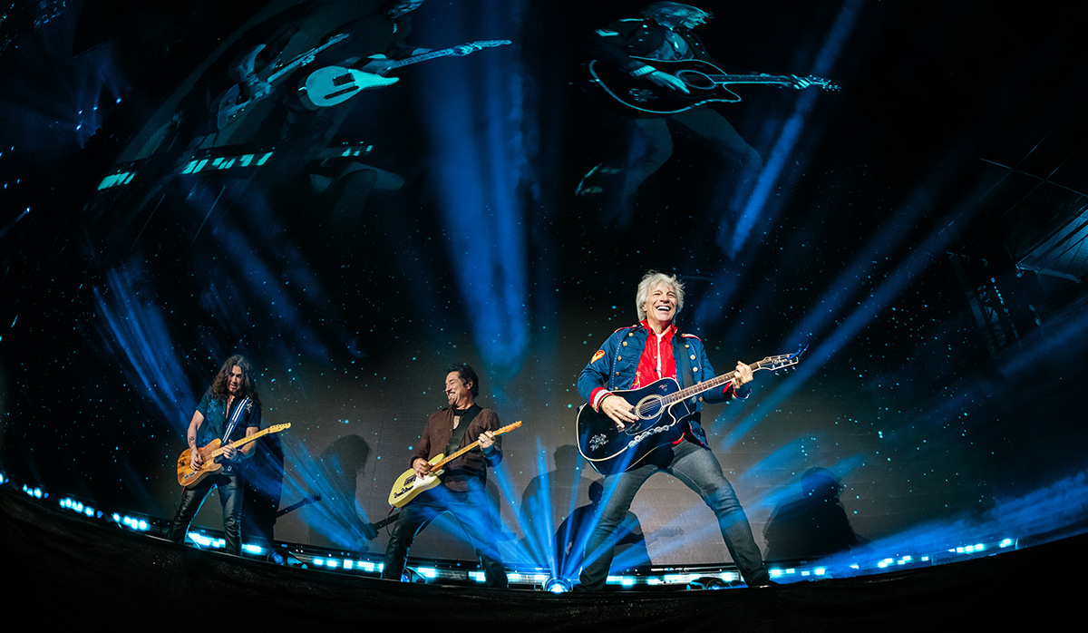 Featured image for “Claypaky Ultimo Sharpys Shine on the “Bon Jovi Forever Tour” In New York, Ireland and the UK”
